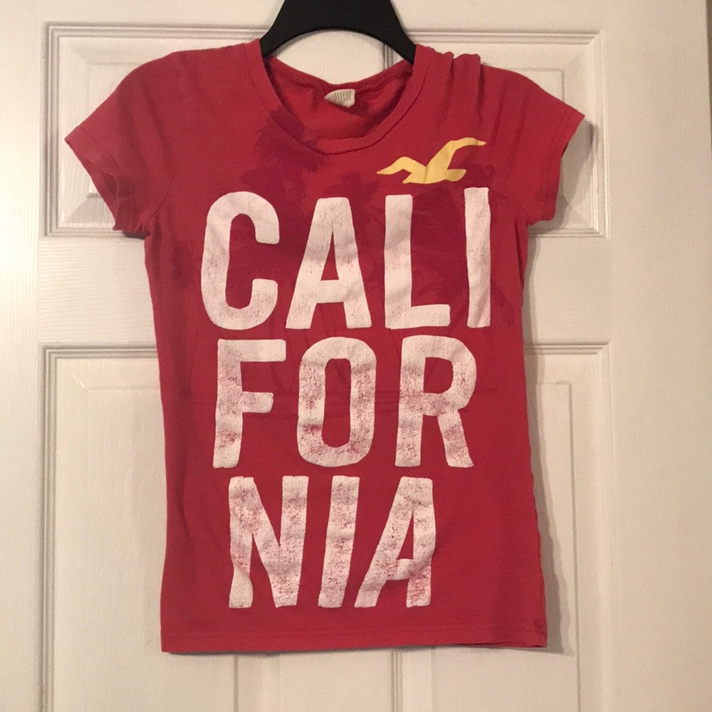 Hollister tee - women’s size MEDIUM
